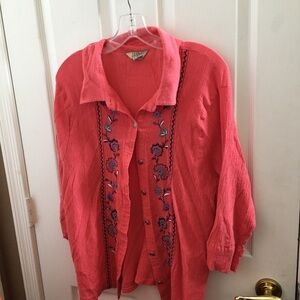FINAL MARKDOWN LADIES embroidered teddi blouse 2x